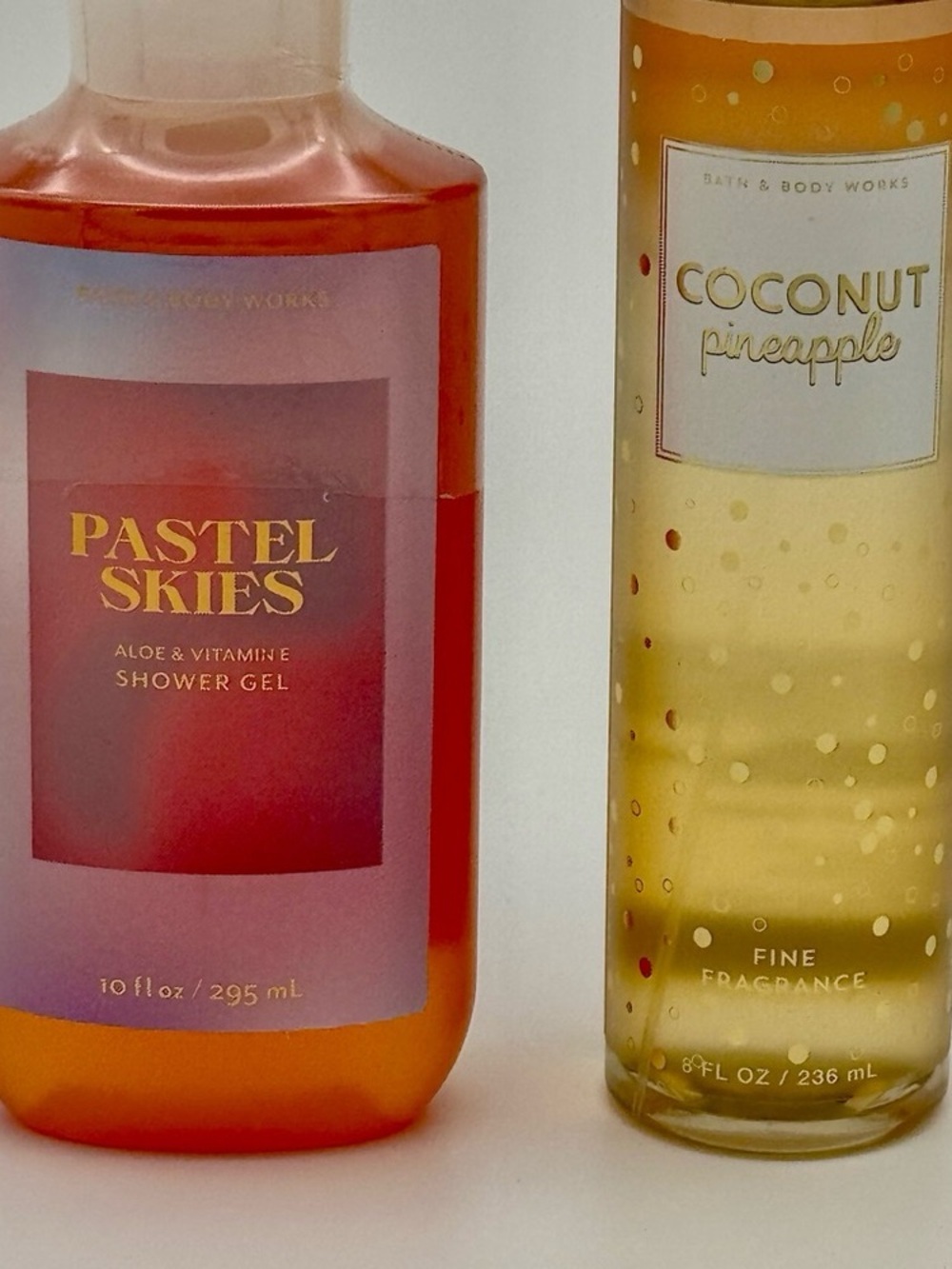 Bath & Body Works Pastel Skies Shower Gel & Coconut Pineapple Spray NWT - Picture 2 of 5